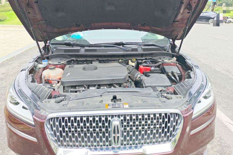 Used Lincoln Corsair 2021 2.0T Four-Wheel Drive Prestige Edition Engine Bay