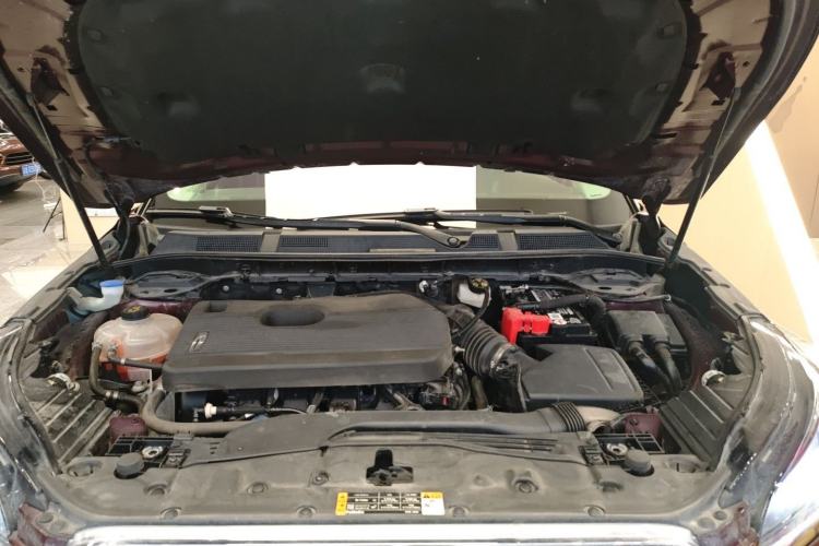 Used Lincoln Corsair 2021 2.0T Two-Wheel Drive Deluxe Edition Engine Bay