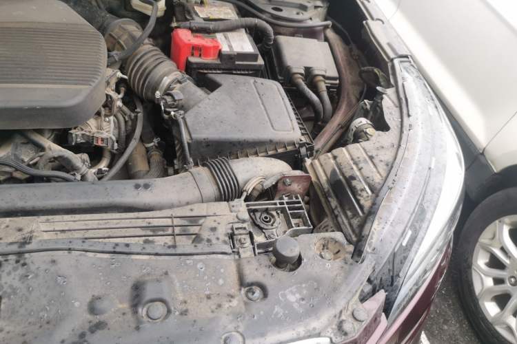 Used Lincoln Corsair 2021 2.0T Two-Wheel Drive Deluxe Edition Engine Bay Left