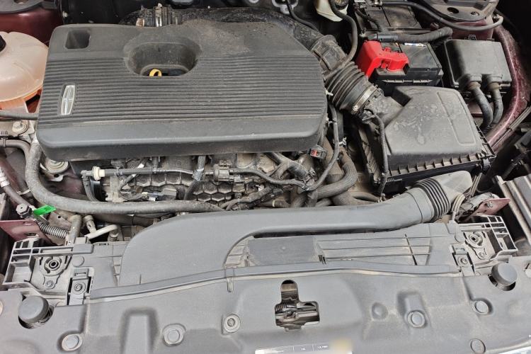 Used Lincoln Corsair 2021 2.0T Two-Wheel Drive Deluxe Edition Engine Bay