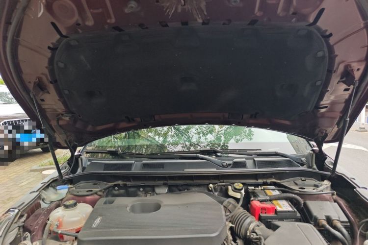 Used Lincoln Corsair 2021 2.0T Two-Wheel-Drive Luxury Edition Engine Bay
