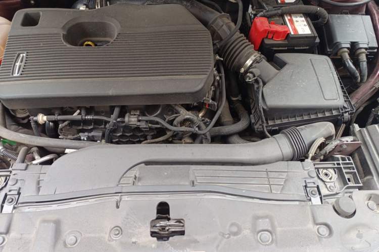 Used Lincoln Corsair 2021 2.0T Two-Wheel Drive Deluxe Edition Engine Bay