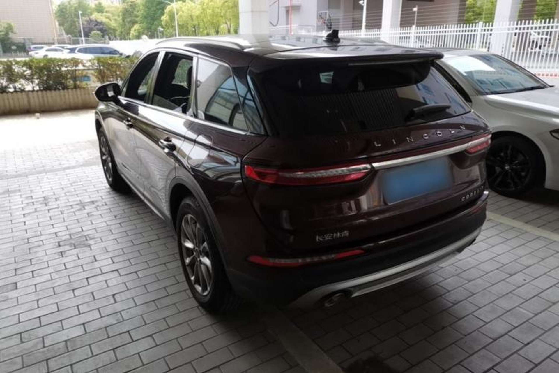 Used Lincoln Corsair 2021 2.0T Two-Wheel Drive Deluxe Edition Exterior 3