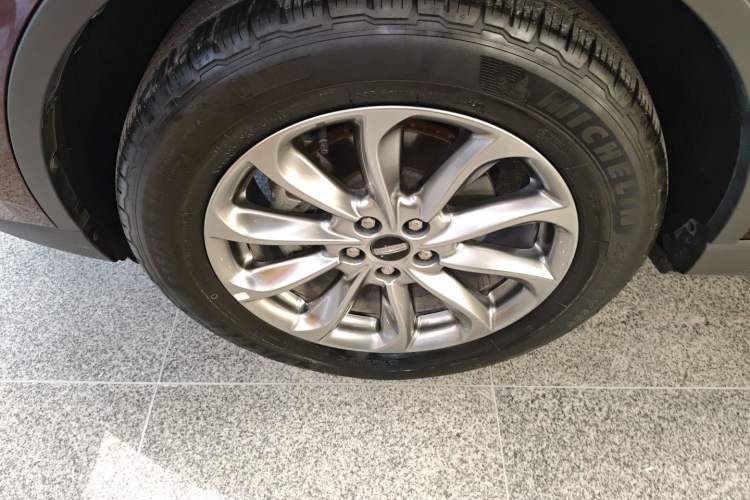 Used Lincoln Corsair 2021 2.0T Two-Wheel Drive Deluxe Edition Exterior 4