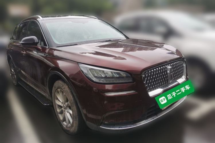 Used Lincoln Corsair 2021 2.0T Two-Wheel Drive Deluxe Edition Front Right 45 Deg