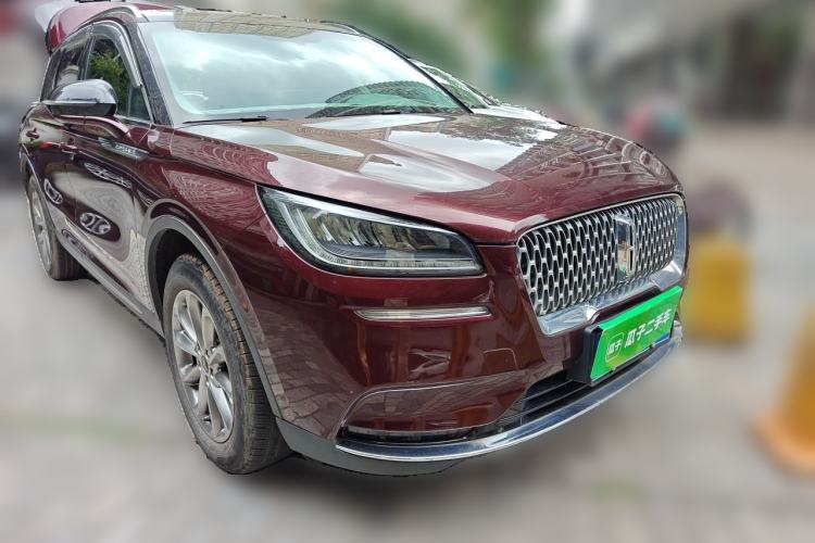 Used Lincoln Corsair 2021 2.0T Two-Wheel Drive Deluxe Edition Front Right 45 Deg