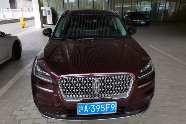 Used Lincoln Corsair 2021 2.0T Two-Wheel Drive Deluxe Edition Front