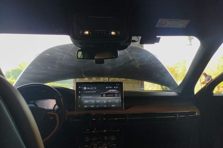 Used Lincoln Corsair 2021 2.0T Two-Wheel-Drive Luxury Edition Headliner