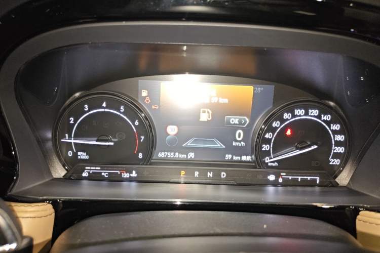 Used Lincoln Corsair 2021 2.0T Two-Wheel-Drive Luxury Edition Instrument Cluster