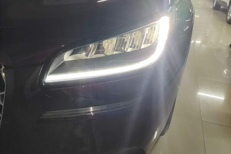Used Lincoln Corsair 2021 2.0T Two-Wheel Drive Deluxe Edition Left Front Headlight