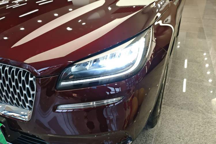 Used Lincoln Corsair 2021 2.0T Two-Wheel Drive Deluxe Edition Left Front Headlight