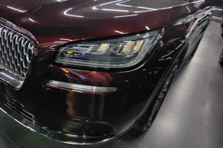 Used Lincoln Corsair 2021 2.0T Two-Wheel-Drive Luxury Edition Left Front Headlight