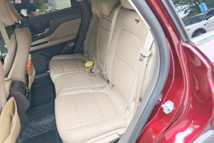 Used Lincoln Corsair 2021 2.0T Four-Wheel Drive Prestige Edition Left Rear Seat