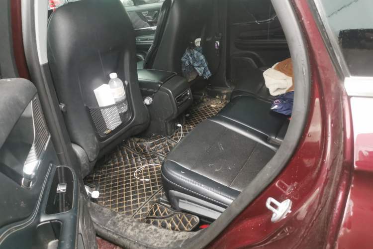 Used Lincoln Corsair 2021 2.0T Two-Wheel Drive Deluxe Edition Left Rear Seat