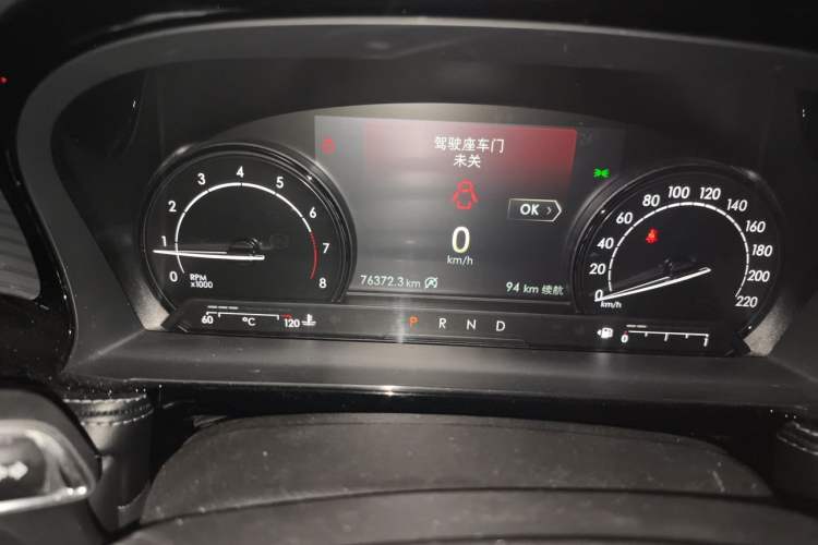 Used Lincoln Corsair 2021 2.0T Two-Wheel Drive Deluxe Edition Odometer Close Up