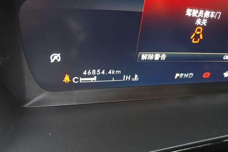 Used Lincoln Corsair 2021 2.0T Two-Wheel Drive Deluxe Edition Odometer Close Up