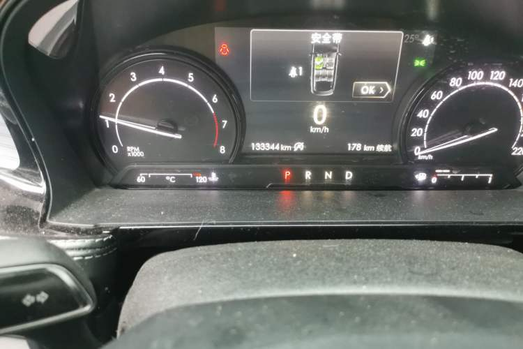 Used Lincoln Corsair 2021 2.0T Two-Wheel Drive Deluxe Edition Odometer Close Up