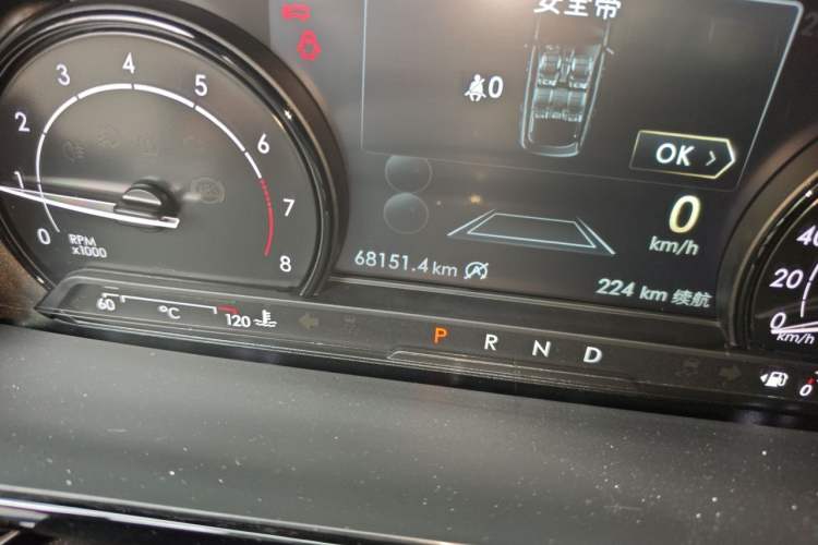 Used Lincoln Corsair 2021 2.0T Two-Wheel-Drive Luxury Edition Odometer Close Up
