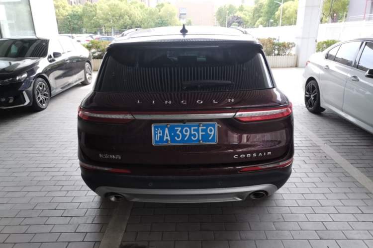 Used Lincoln Corsair 2021 2.0T Two-Wheel Drive Deluxe Edition Rear