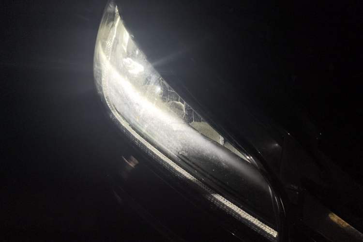 Used Lincoln Corsair 2021 2.0T Two-Wheel Drive Deluxe Edition Right Front Headlight