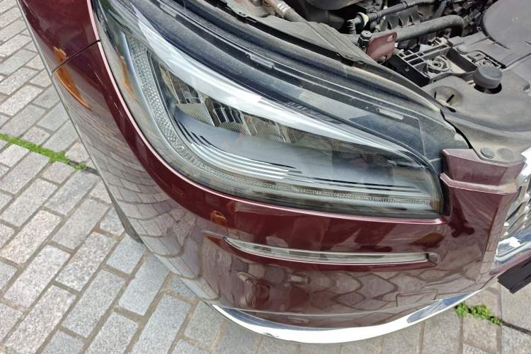 Used Lincoln Corsair 2021 2.0T Two-Wheel Drive Deluxe Edition Right Front Headlight