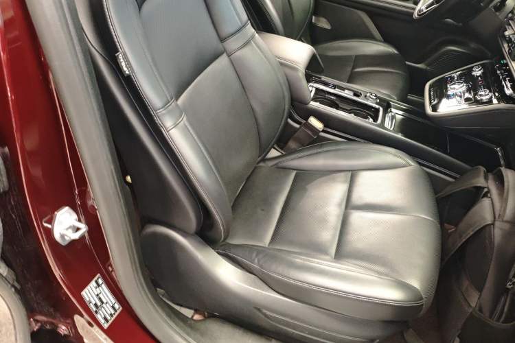 Used Lincoln Corsair 2021 2.0T Two-Wheel Drive Deluxe Edition Right Front Seat