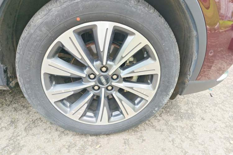 Used Lincoln Corsair 2021 2.0T Four-Wheel Drive Prestige Edition Right Front Wheel Hub