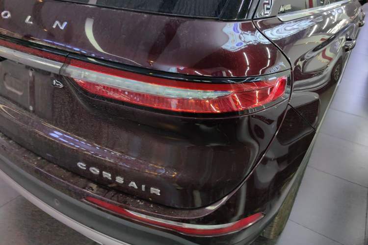 Used Lincoln Corsair 2021 2.0T Two-Wheel-Drive Luxury Edition Right Rear Taillight