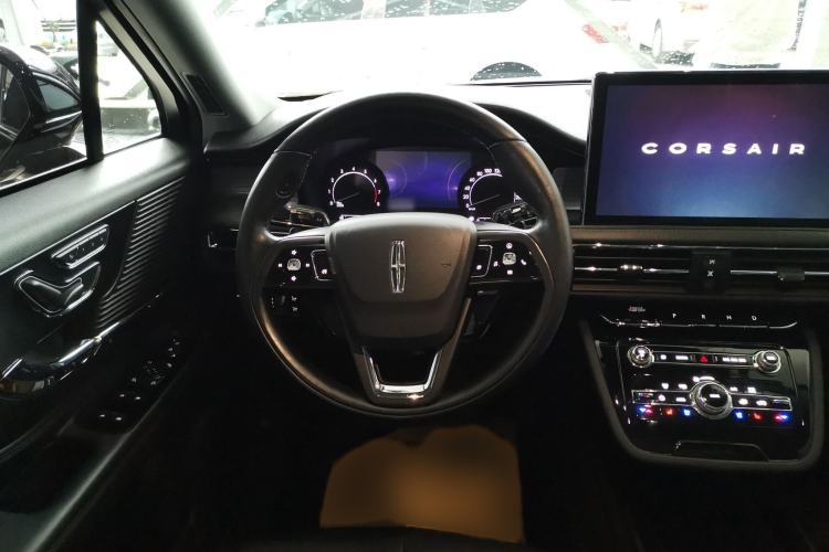 Used Lincoln Corsair 2021 2.0T Two-Wheel Drive Deluxe Edition Steering Wheel