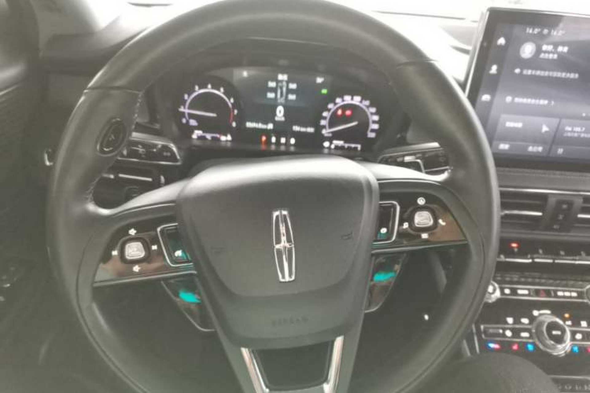 Used Lincoln Corsair 2021 2.0T Two-Wheel Drive Deluxe Edition Steering Wheel