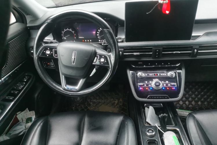 Used Lincoln Corsair 2021 2.0T Two-Wheel Drive Deluxe Edition Steering Wheel