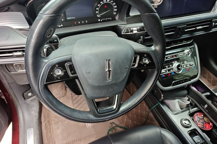 Used Lincoln Corsair 2021 2.0T Two-Wheel Drive Deluxe Edition Steering Wheel