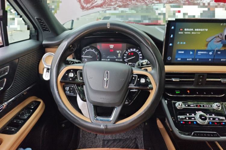 Used Lincoln Corsair 2021 2.0T Two-Wheel-Drive Luxury Edition Steering Wheel