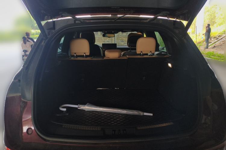 Used Lincoln Corsair 2021 2.0T Two-Wheel-Drive Luxury Edition Trunk