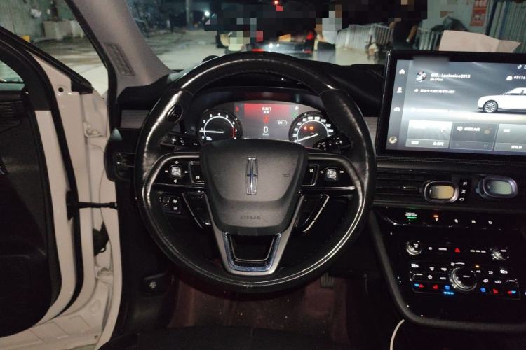 Used Lincoln Corsair 2021 2.0T Two-Wheel Drive Deluxe Edition Steering Wheel