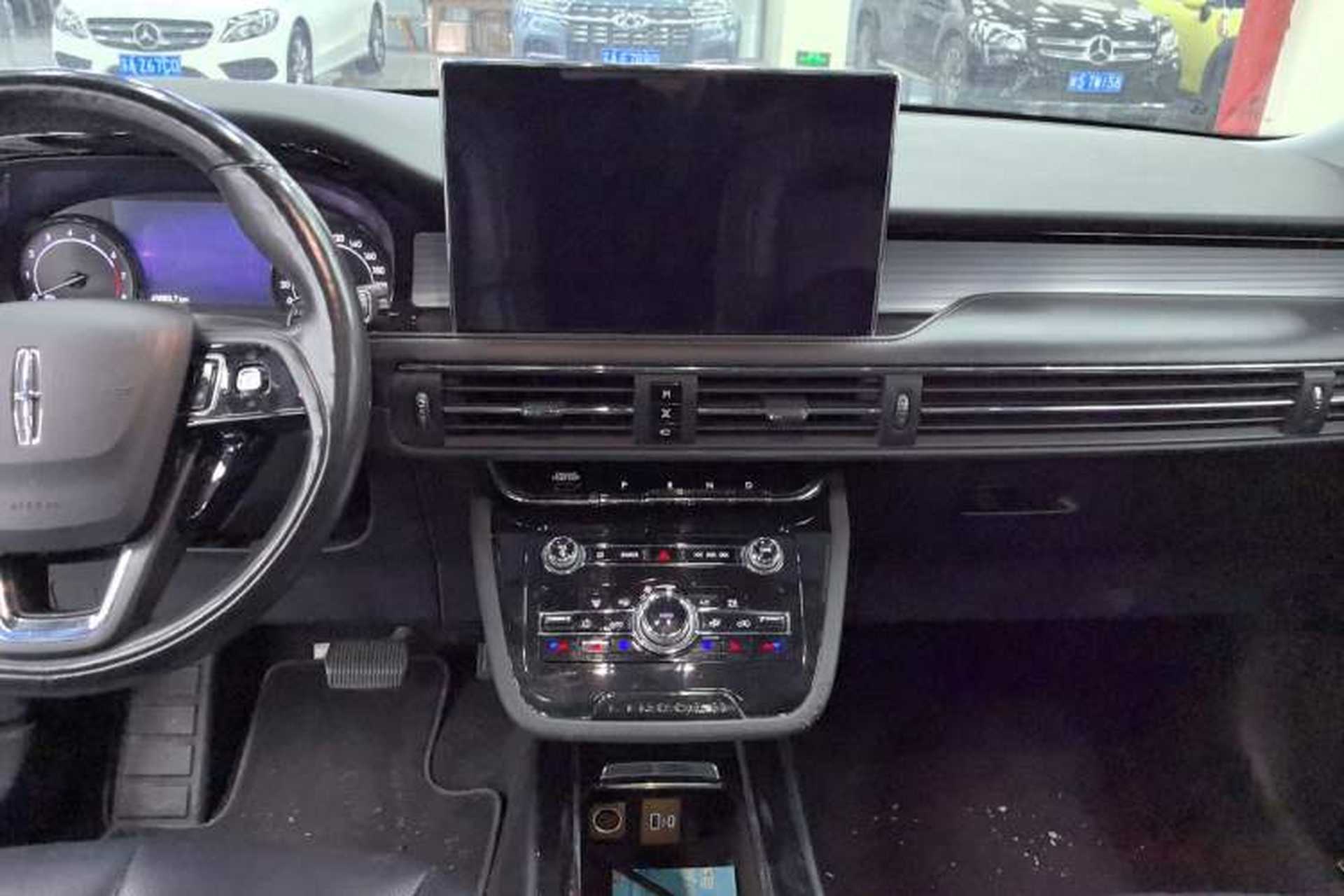 Used Lincoln Corsair 2021 2.0T Two-Wheel Drive Deluxe Edition Audio And AC Panel