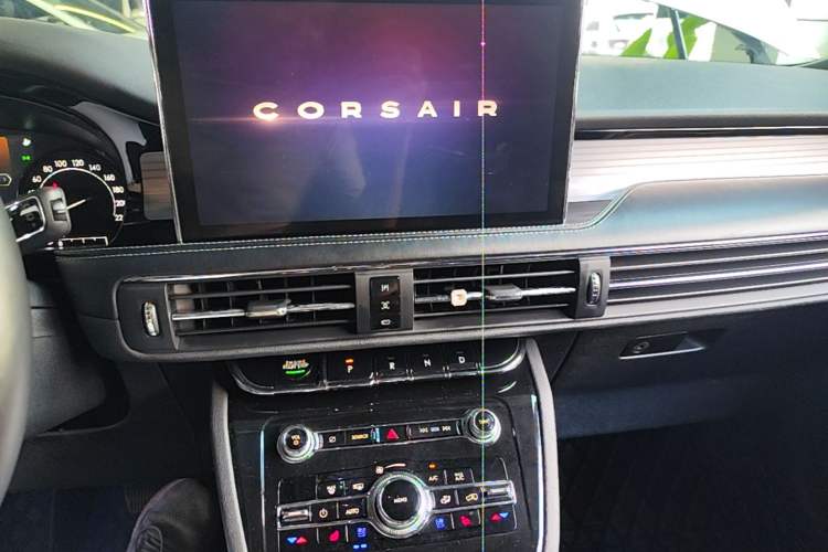 Used Lincoln Corsair 2021 2.0T Two-Wheel Drive Deluxe Edition Audio And AC Panel