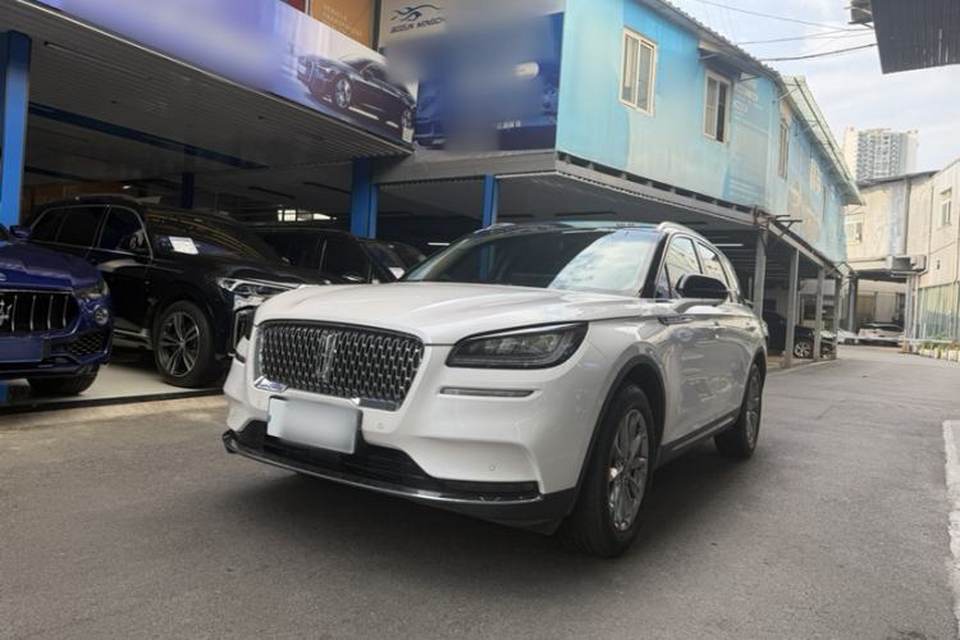 Lincoln Corsair 2021