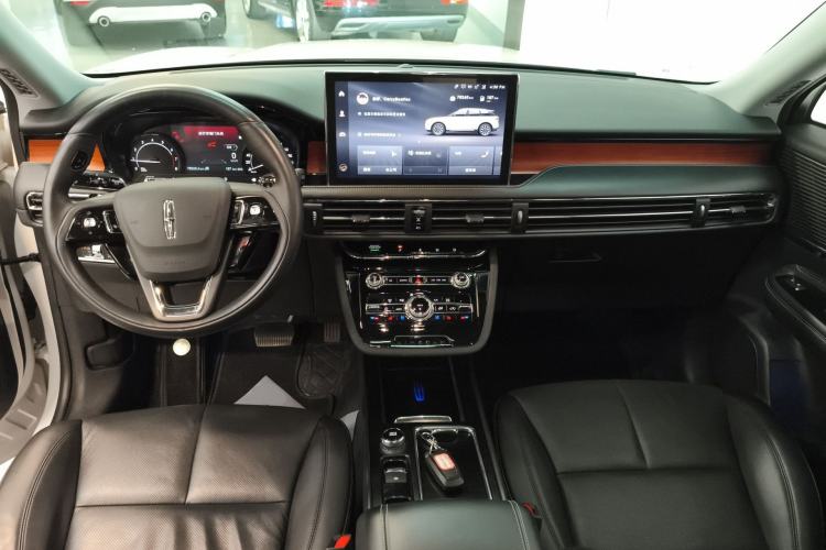 Used Lincoln Corsair 2021 2.0T Two-Wheel-Drive Luxury Edition Center Console