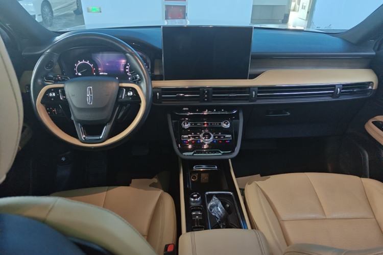 Used Lincoln Corsair 2021 2.0T Four-Wheel Drive Luxury Edition Center Console