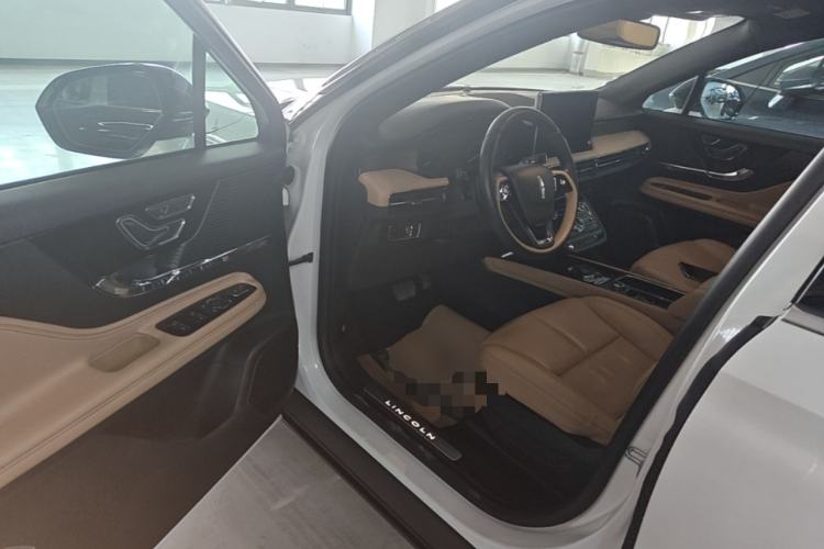 Used Lincoln Corsair 2021 2.0T Two-Wheel-Drive Luxury Edition Driver Seat