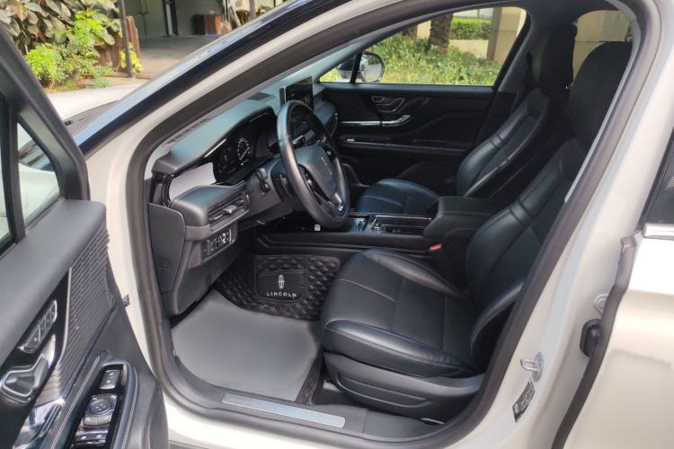 Used Lincoln Corsair 2021 2.0T Two-Wheel Drive Deluxe Edition Driver Seat