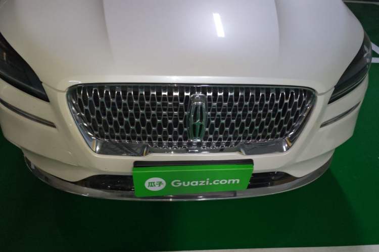 Used Lincoln Corsair 2021 2.0T Two-Wheel Drive Deluxe Edition Engine Bay