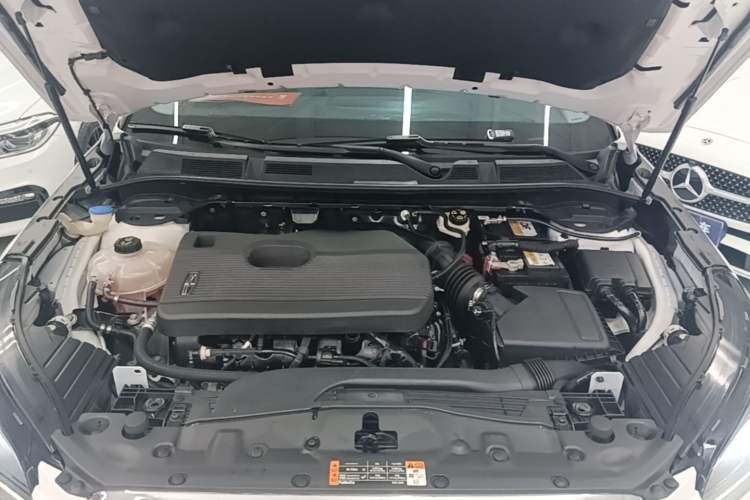Used Lincoln Corsair 2021 2.0T Two-Wheel Drive Deluxe Edition Engine Bay