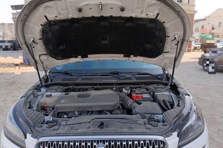 Used Lincoln Corsair 2021 2.0T Two-Wheel-Drive Luxury Edition Engine Bay
