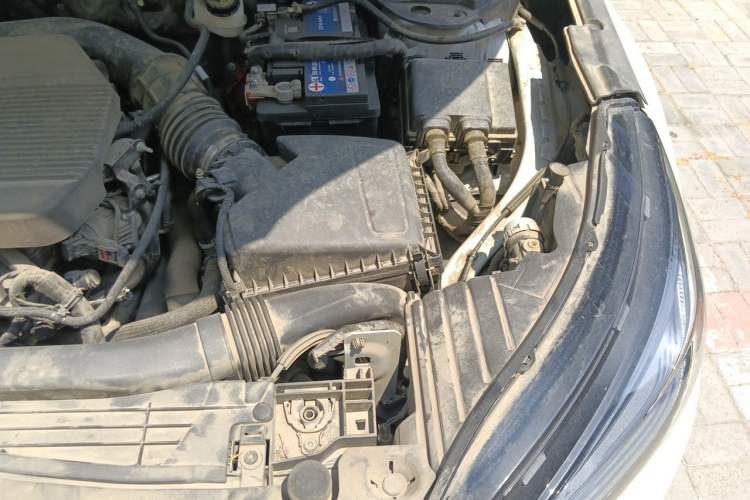 Used Lincoln Corsair 2021 2.0T Two-Wheel Drive Deluxe Edition Engine Bay Left
