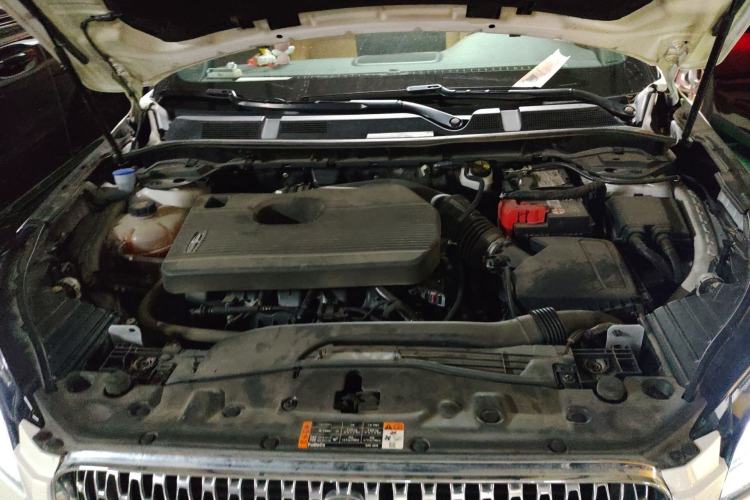 Used Lincoln Corsair 2021 2.0T Two-Wheel-Drive Luxury Edition Engine Bay
