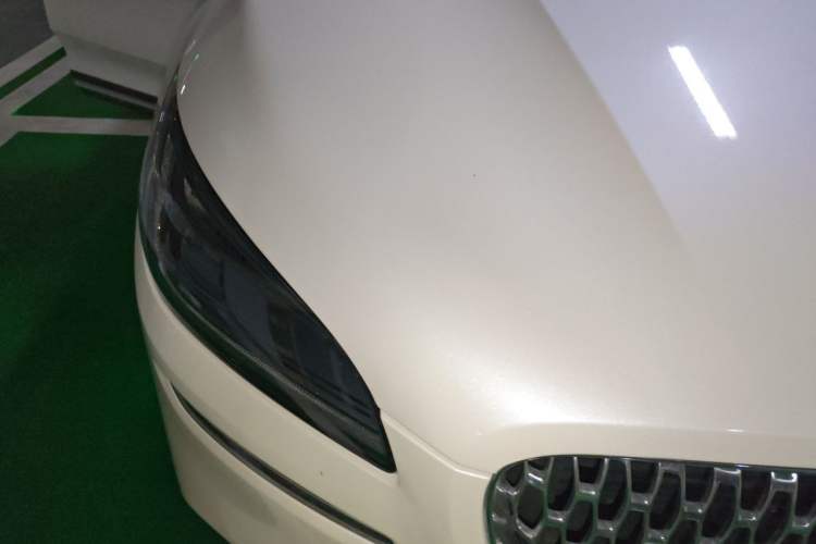Used Lincoln Corsair 2021 2.0T Two-Wheel Drive Deluxe Edition Engine Bay Right