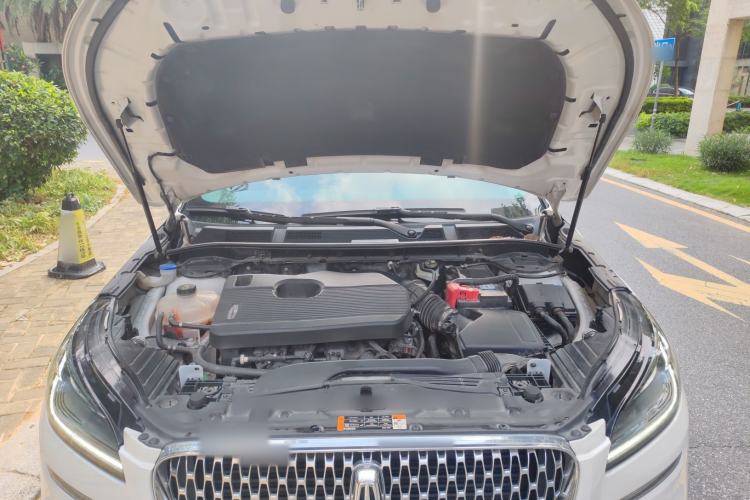 Used Lincoln Corsair 2021 2.0T Two-Wheel Drive Deluxe Edition Engine Bay
