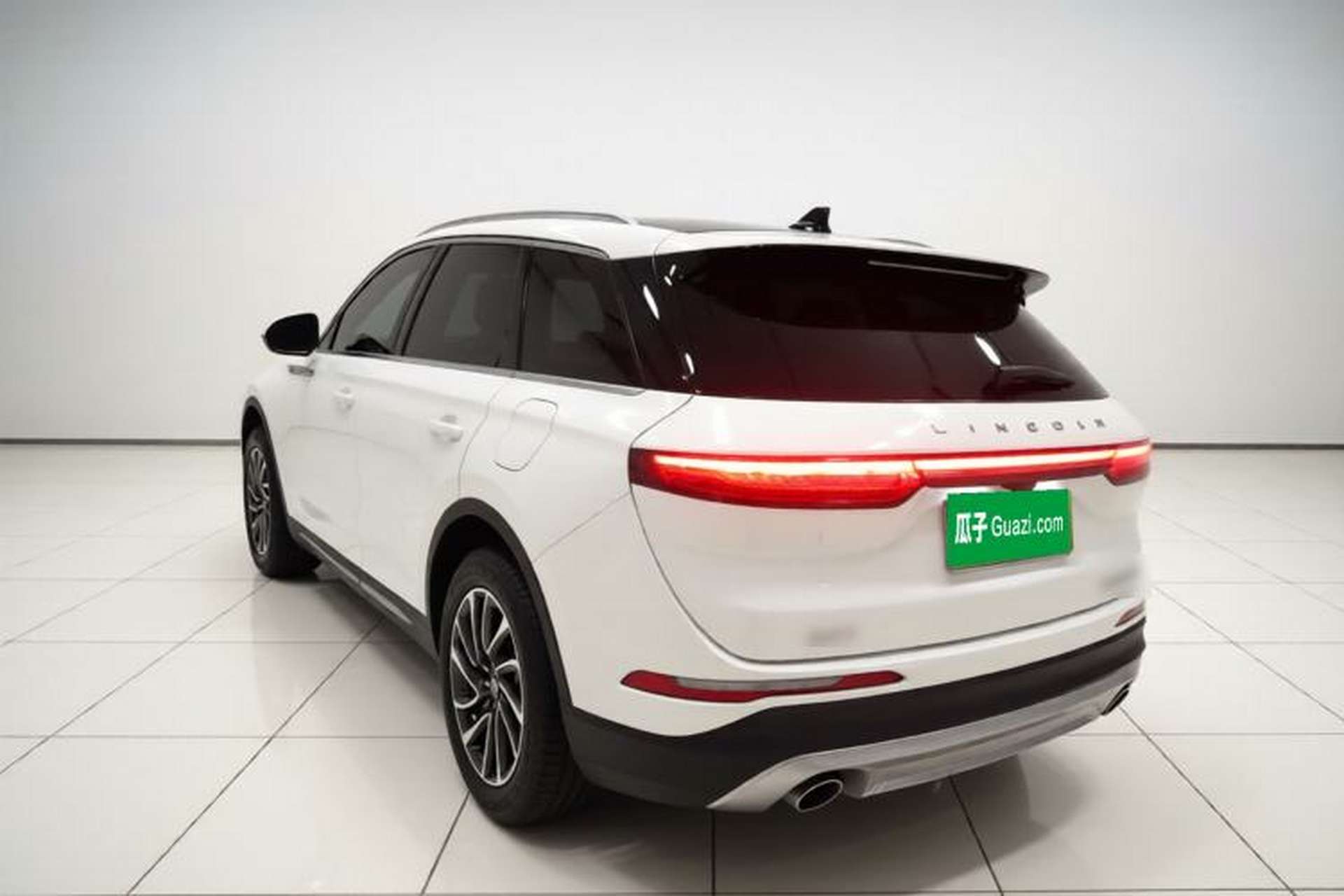 Used Lincoln Corsair 2021 2.0T Two-Wheel-Drive Luxury Edition Exterior 3